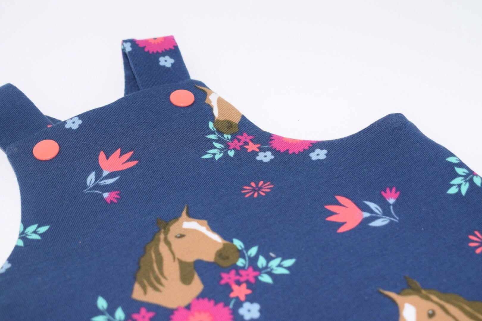 Horse fabric, horse jersey, horse print fabric, pony fabric, printed