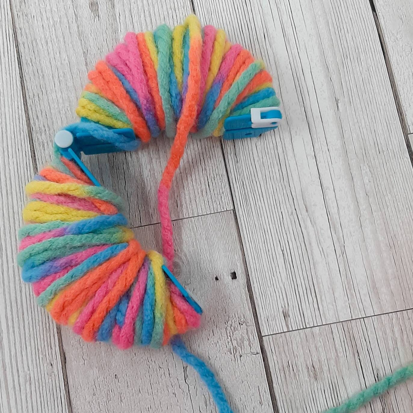 make pompom make pompom