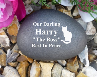 Personalized Pebble (Stone Effect) - Pet Memorial - Weatherproof - Personalized - Various Designs (SPPet)