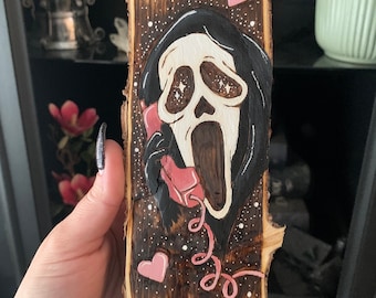 Scream Valentines Love decor