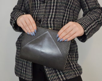 Vintage Bruno Magli Leather Hinged Shoulder Bag Khaki Grey