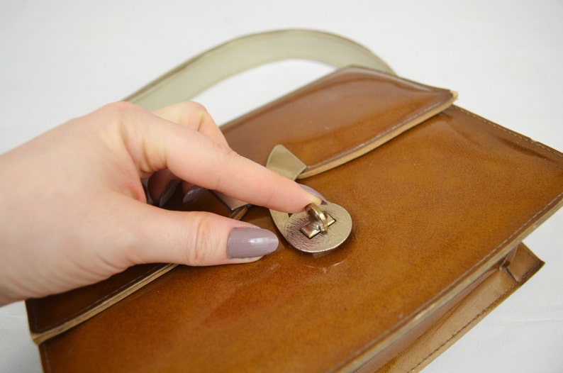 Vintage Leather Framed Handbag Patent Glossy Twist lock