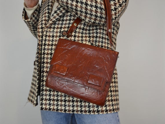 Vintage Suzy Smith Patent Leather Boxy Shoulder B… - image 3