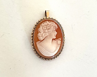 Vintage 14k Gold Cameo Pendant Brooch Italian Cameo