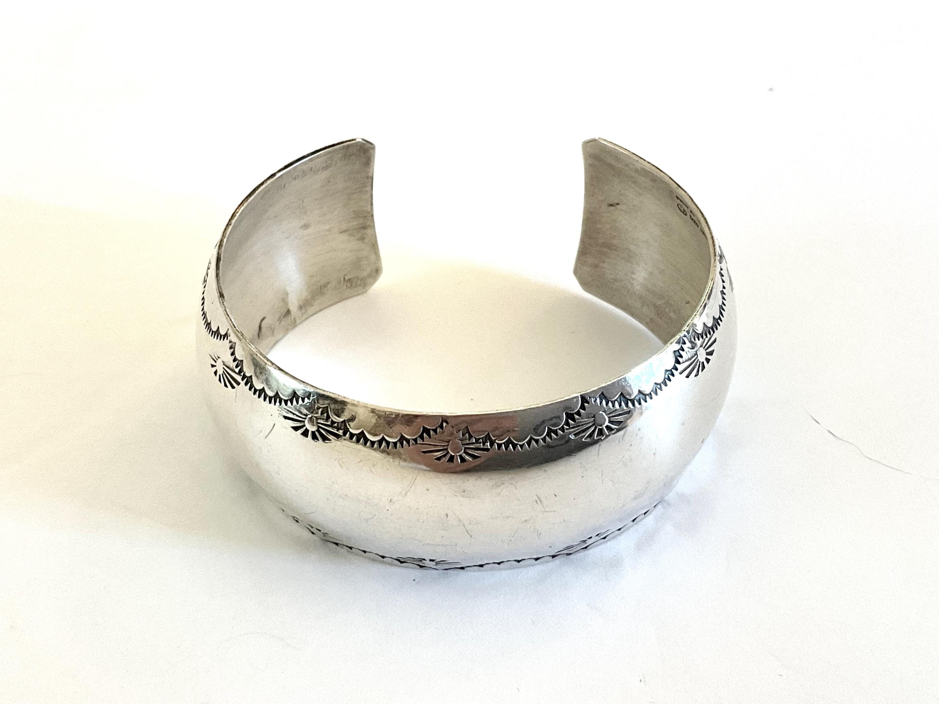 Ben J Chavez ナバホ族シルバーカフ Ben J Chavez Jewelry - Etsy