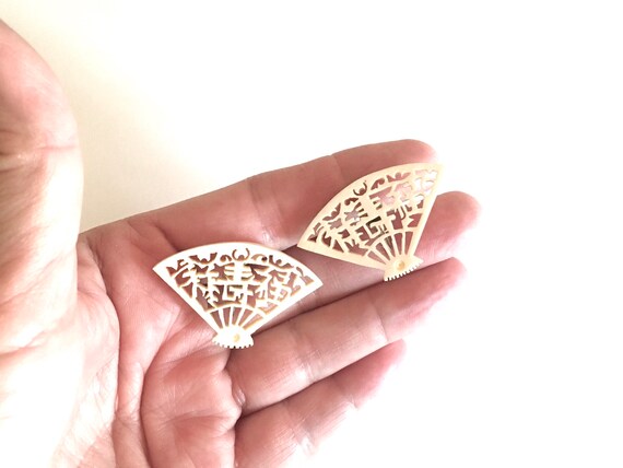 Vintage 60s Carved Bone Fan Earrings with Sterlin… - image 6