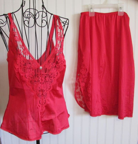 Vintage J C Penney "Fantasia" Red Camisole Size 3… - image 1