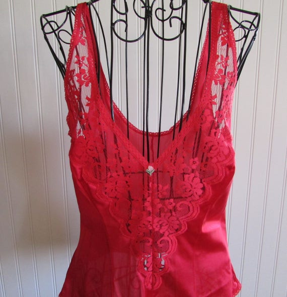 Vintage J C Penney "Fantasia" Red Camisole Size 3… - image 2