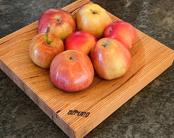 BAQUA: Quadratisch Holzschale aus BauBuche, Handgemachte Holzschale, Wohndeko, Unikat, Handgeschnitzte Holzschale