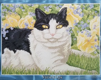 Vintage Needlepoint Kit: PURRING in PANSIES by Janlynn, FLOSS Kit, Kitty, Flowers, Nature, Outdoors, Cat, Feline, Eyes, Pet, Garden, Grass