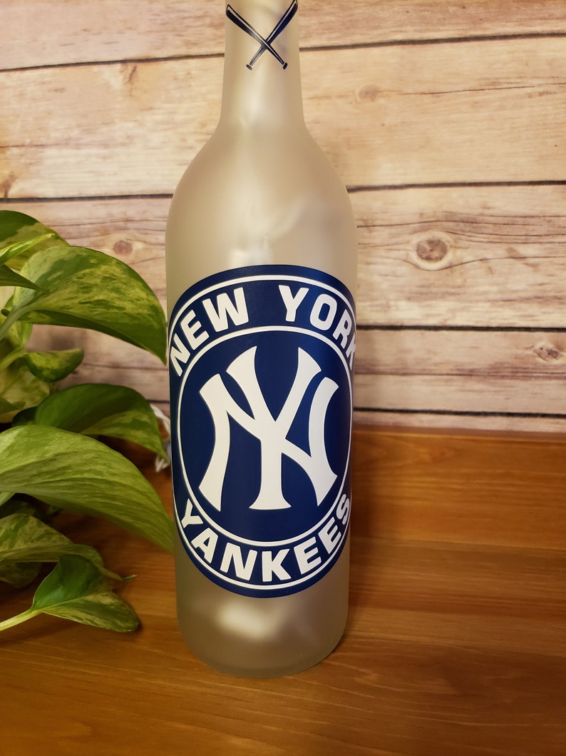New York Yankees Logo Wine Bottle Lamp MLB Birthday Etsy