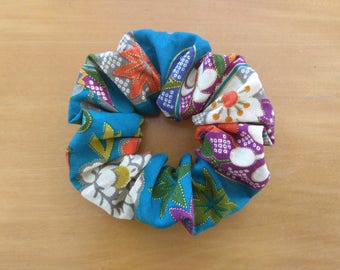 Bestseller! Beautiful handmade Japanese fabric scrunchies／手作りの和柄シュシュ