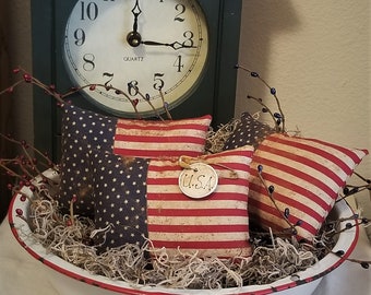 primitive Americana patriotic flag tucks, bowl fillers, Independence Day decor, OFG, FAPM, Memorial Day, Veterans Day, Labor Day, farmhouse