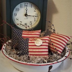 primitive Americana patriotic flag tucks, bowl fillers, Independence Day decor, OFG, FAPM, Memorial Day, Veterans Day, Labor Day, farmhouse