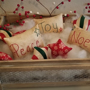 primitive winter Christmas bowl fillers, Christmas decor, Christmas tucks,  ornies, farmhouse Christmas, country Christmas, OFG, FAPM
