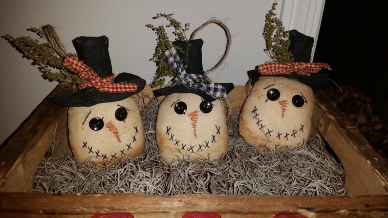primitive handmade snowmen ornaments and bowl fillers tucks OFG snowmen head ornaments, FAAP Christmas tree ornaments
