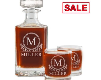 Personalized Whiskey Decanter Set for Men, Whiskey Glasses, Custom Engraved Decanter Gift Set, Groomsmen Gift, Husband Dad Gift