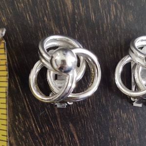 Coro Silver Tone knot clip earrings image 1