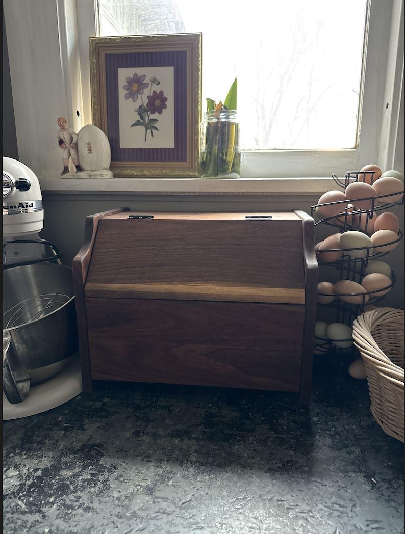 Handcrafted Solid Walnut Bread Box – Natural Kitchen Storage bild 9