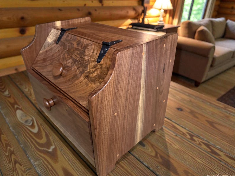 Handcrafted Solid Walnut Bread Box – Natural Kitchen Storage bild 1