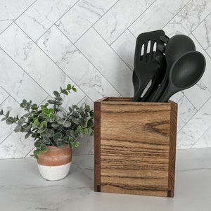Handmade Wood Utensil Holder: Customizable Kitchen Storage