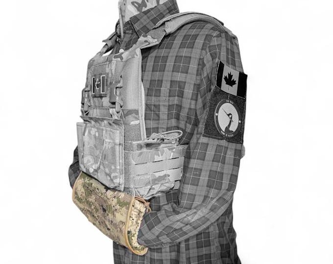 MICC MUFF - Plate carrier mounted hand warmer.