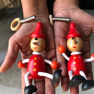 Set of 2 Channapatna wood wooden Pinochhio toy spring finger toy Toddler baby toy Indian wood toy Gift for Baby Hand painted toys Toddler