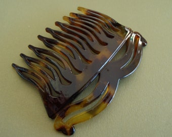 Vintage French Hair Comb pierced 1960s Faux Tortoise Shell 2 3/4 x 2 inch (7x5cm) womens hair accessory hair jewelry