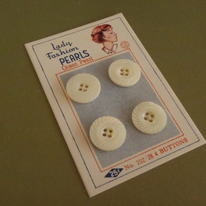 Vintage Pearl Buttons White &quot;Lady Fashion Ocean Pearls&quot; on Original Card set of 4, Carved Pinwheels, 17 mm (11/16 inch),