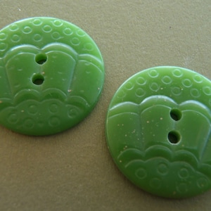 12 Bright Green Carved 2-hole 3/4" Casein Buttons Vintage Buttons USA 