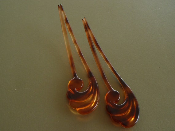 2 Vintage French Chignon Hair Forks Bun Pins Feat… - image 2