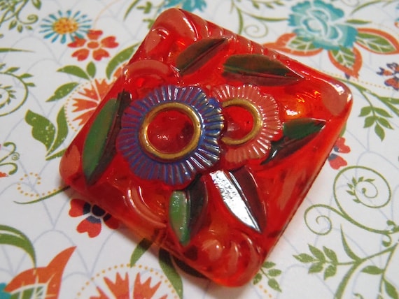 Scrapbooking -Crafting Sewing 50 Shabby Chic Buttons 25mm FLOWERS -Wood
