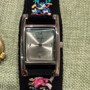 Silver GRUEN watch japenese quartz floral wrist strap