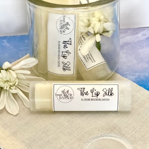 Healing organic lip balm. Shea butter, jojoba oil, vitamin e oil. Lip saver.  Handmade/HAND POURED Chapstick