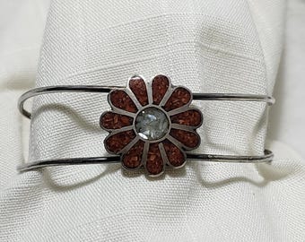 Pulsera tipo brazalete vintage de plata esterlina Zuni con diseño de flores
