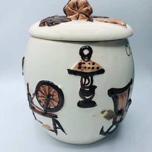 Vintage ceramic “Cookie Time” cookie jar by Giftcraft, Japan. MCM. mid mod. raised relief.