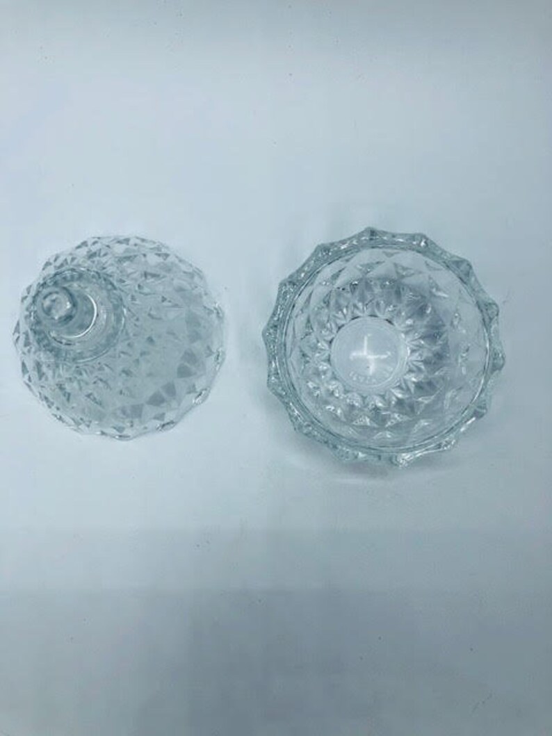 Pretty Vintage Crystal Diamond Pattern Pear Shaped Lidded Trinket Dish