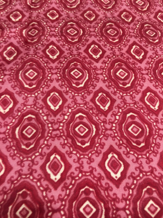 Vintage Patterned Hues of Rose and White Long Sil… - image 3