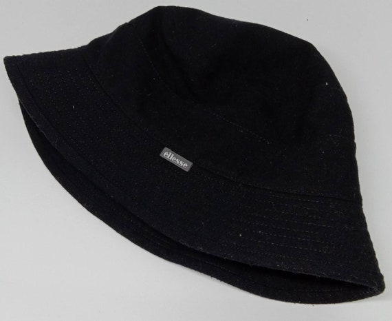 ellesse bucket hat