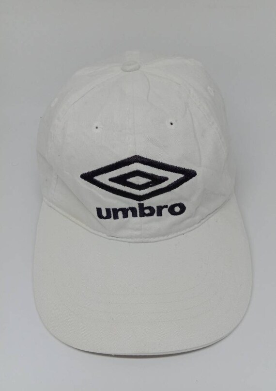 umbro hat