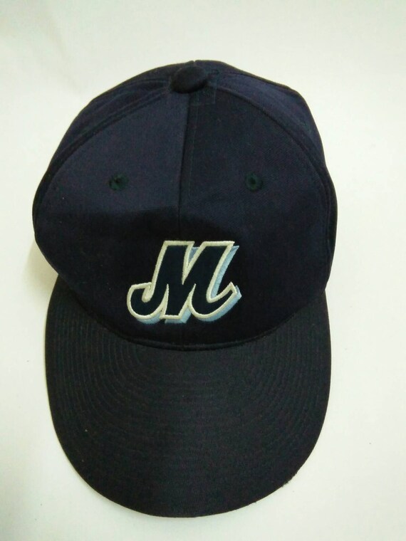 Rare Vintage DESCENTE Hat Cap, Full Cap, Embroidered Logo, M