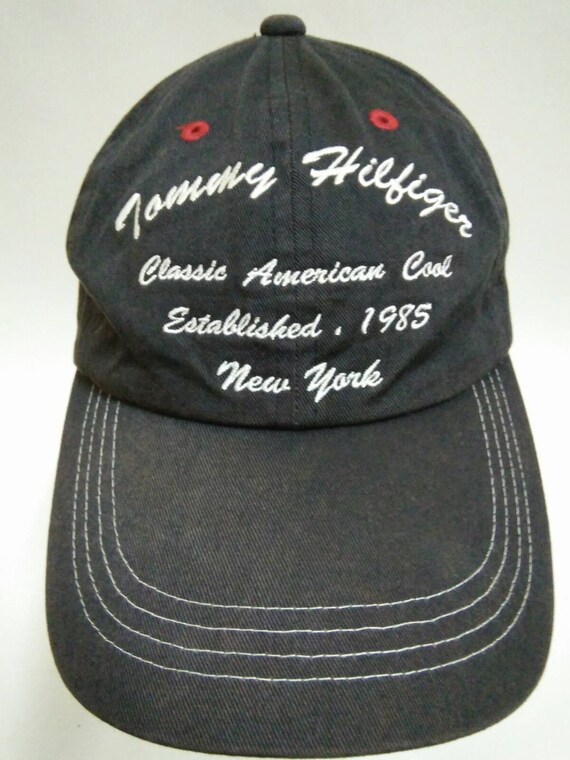 tommy hilfiger logo cap
