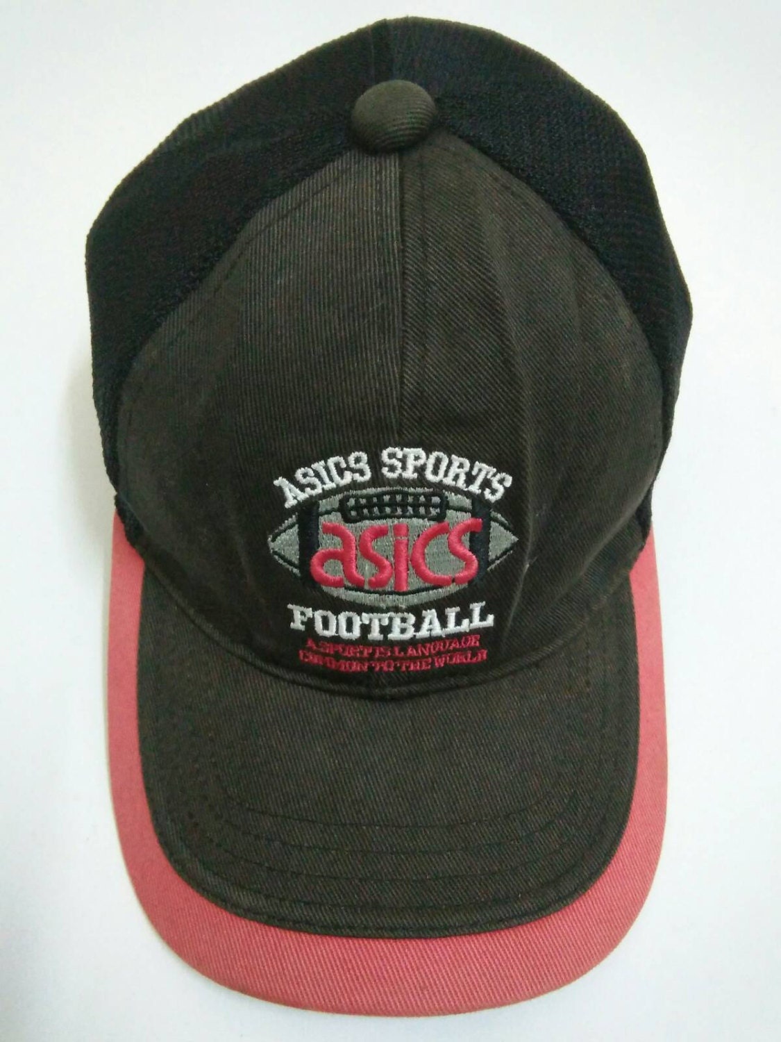 Asics hotsell snapback hat