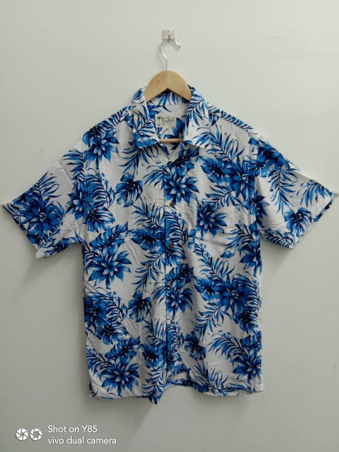 Vintage ROUSHATTE ALOHA Hawaiian shirt Flower design beach | Etsy