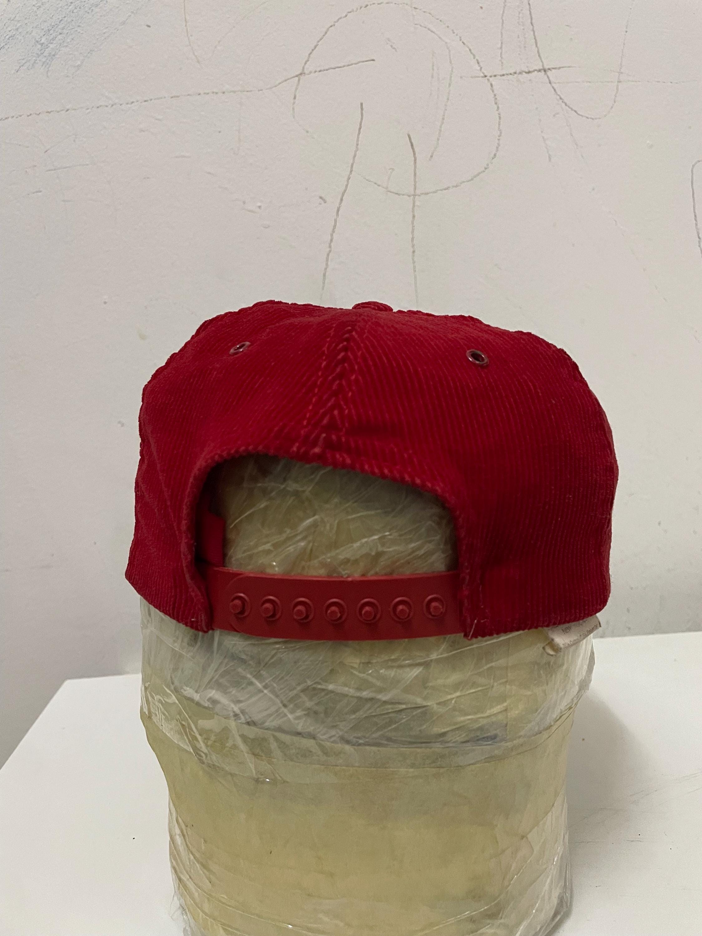 マルボロキャップ　茶色　ヴィンテージキャップ Rare Vintage MARLBORO Hat/cap,marlboro Adventure Team