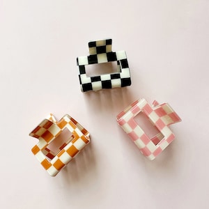 Retro Black and White Checkered Pink Orange Small Hair Claw Clip | Women&#39;s Girl&#39;s Trendy Fashion Hair Accessories (3 colors available)