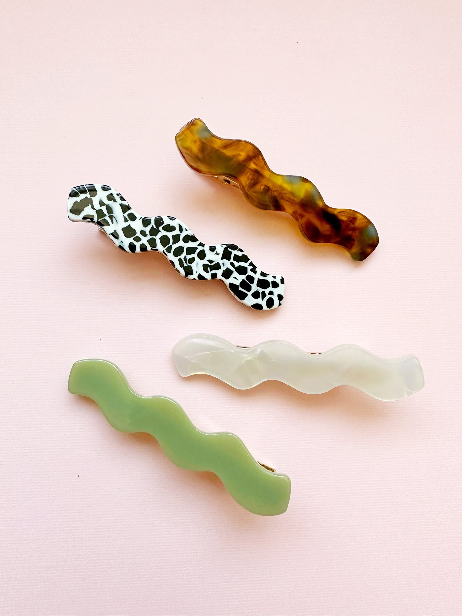 Squiggle Acetate Metal Alligator Hair Clips (Set of 2) | Women's Girl's Trendy Fashion Hair Accessories