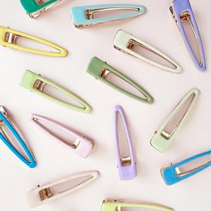 Large Colorful Color Gradient Gold Clips | Women&#39;s Girl&#39;s Trendy Fashion Hair Accessories (5 colors sets available)