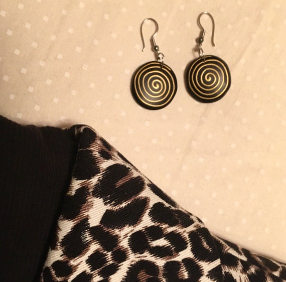 Vintage Gold Spiral dangle earrings, painted wood - image 3