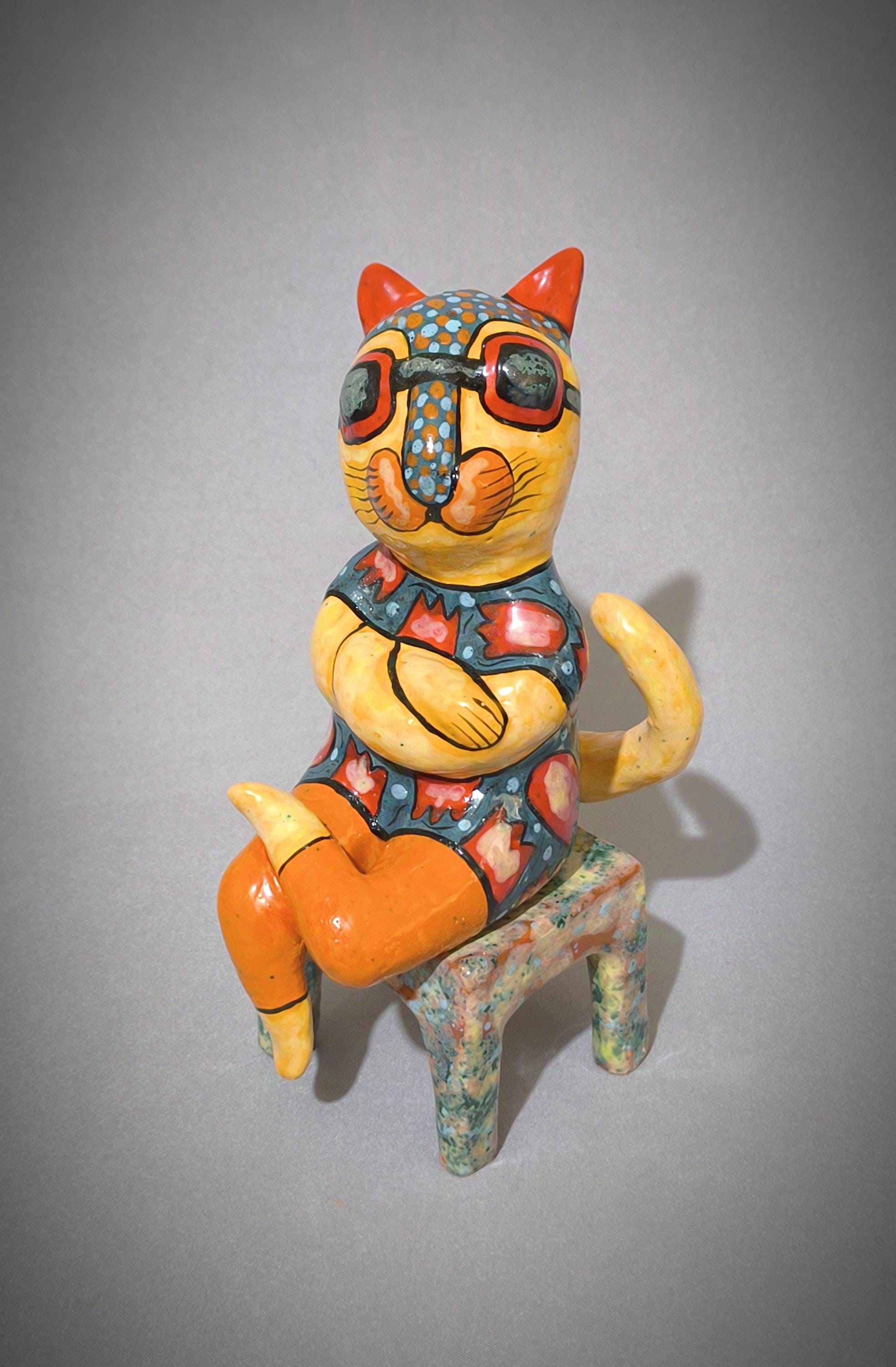 Cаt sculpture Ceramic, gifts for cat lovers, Custom cat Sculpture, Ceramic sculpture large cat, majolica Gerasimenko, hand painted cat